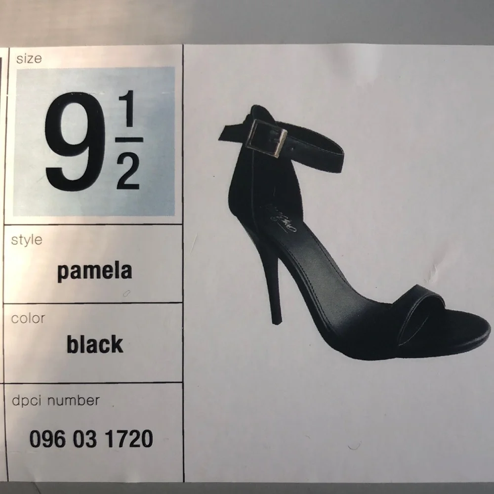 Mossimo Black 4" Strappy Sandals, 9.5 - Picture 9 of 11